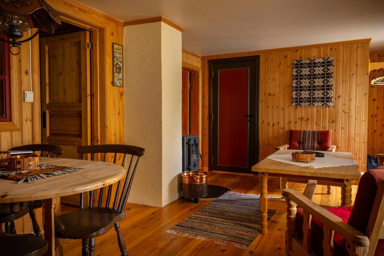 Houmbgaarden * Røros